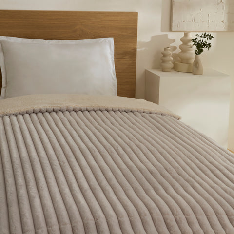 Karaca Stripe Sherpa Gri Battaniye 150x200