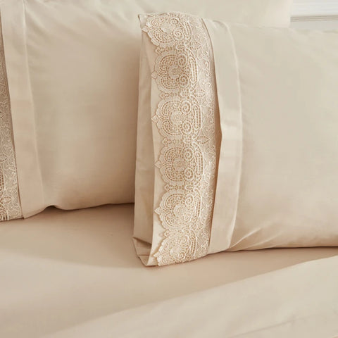 Karaca Home Valeria Queen 8-Piece Bridal Set Gold
 
