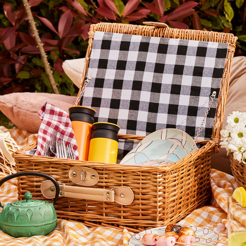 Karaca Wicker, Piknik Sepeti