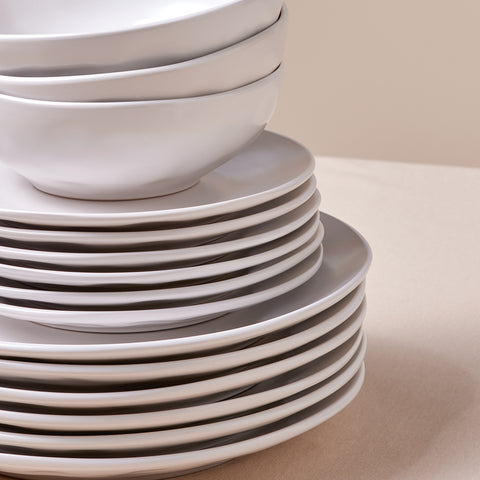 Karaca Scarlet 18-Piece Dinner Set for 6 People
