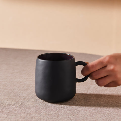 Karaca New Black Galactic Mug – 400 ml