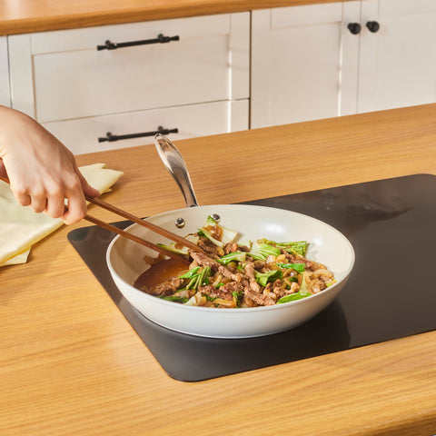 Karaca Swiss Crystal Almond Cream Stainless Steel Handle Pan 30 cm
 