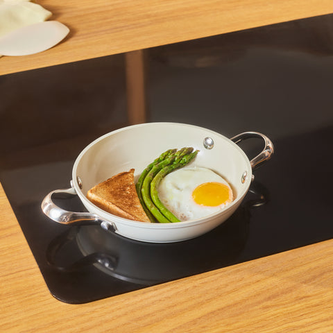 Karaca Swiss Crystal Almond Cream Handle Flat Pan 18 cm
 