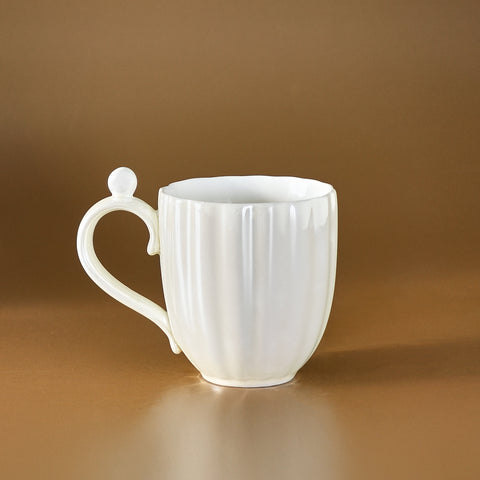 Karaca Shell Lüsterli Beyaz Mug 380ML