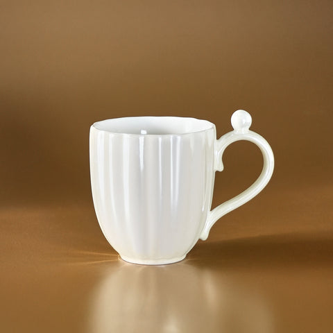 Karaca Shell Lüsterli Beyaz Mug 380ML